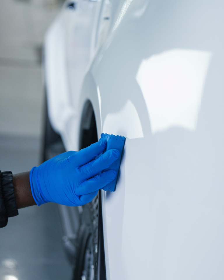 Applying Labacosmetica